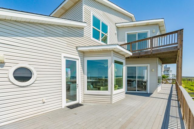 20911 W Sand Hill Drive, Galveston, TX 77554