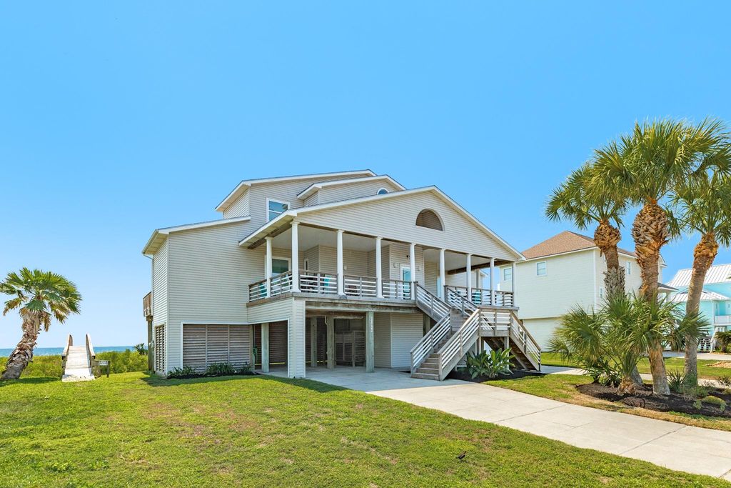 20911 W Sand Hill Drive, Galveston, TX 77554
