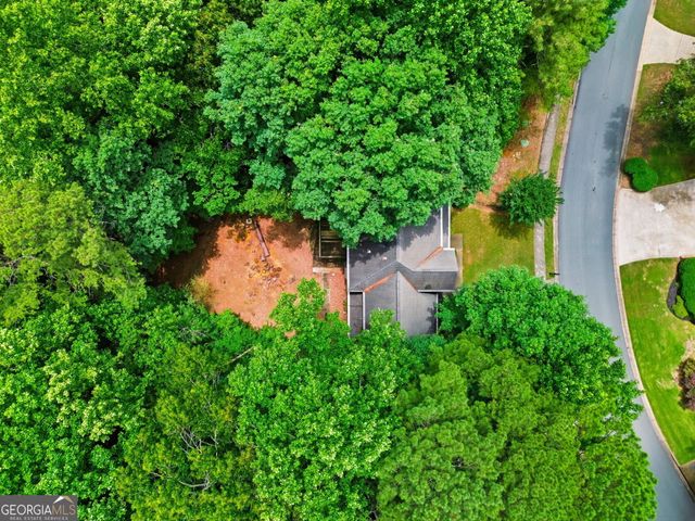 225 Colonial Drive, Woodstock, GA 30189