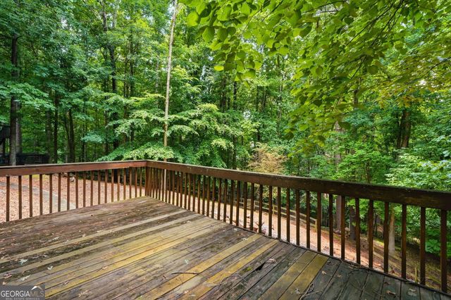 225 Colonial Drive, Woodstock, GA 30189