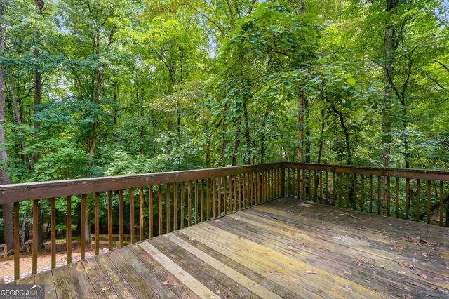 225 Colonial Drive, Woodstock, GA 30189