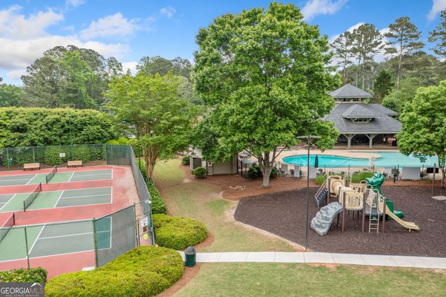 225 Colonial Drive, Woodstock, GA 30189