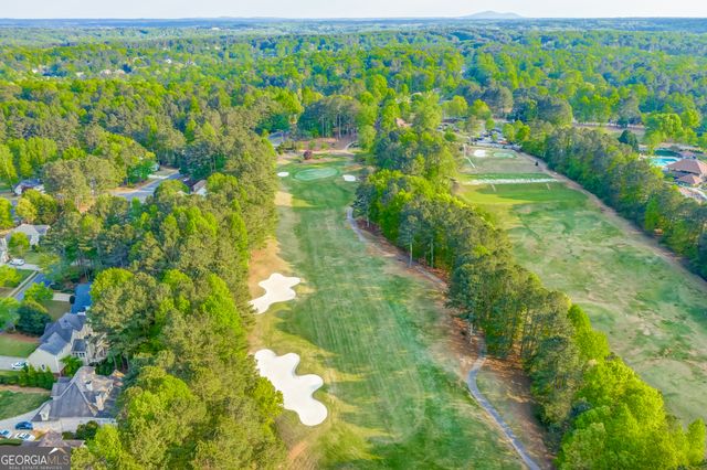 225 Colonial Drive, Woodstock, GA 30189