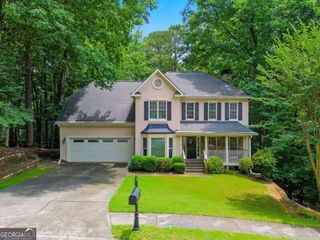 225 Colonial Drive, Woodstock, GA 30189