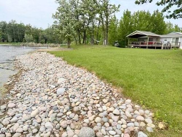 912 Shadow Bay, Bottineau, ND 58318 property photo