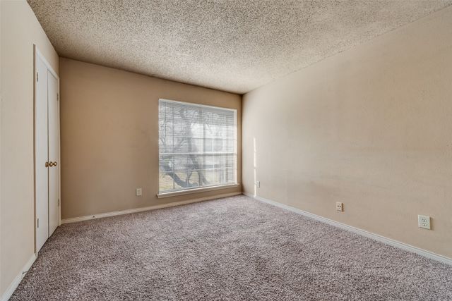 9801 Royal Lane 703, Dallas, TX 75231