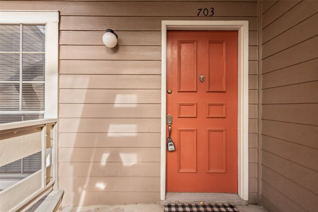 9801 Royal Lane 703, Dallas, TX 75231