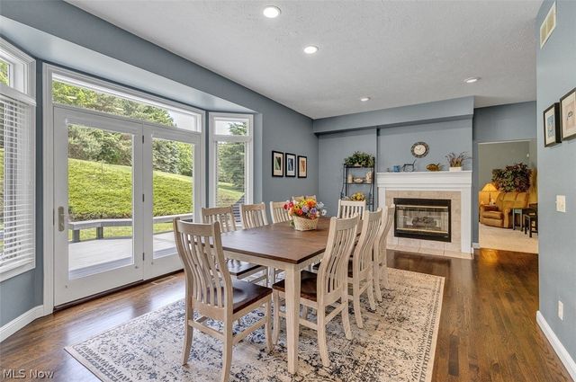 7937 Pinehurst Drive, Kirtland, OH 44094