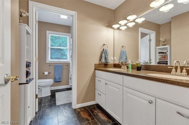 7937 Pinehurst Drive, Kirtland, OH 44094