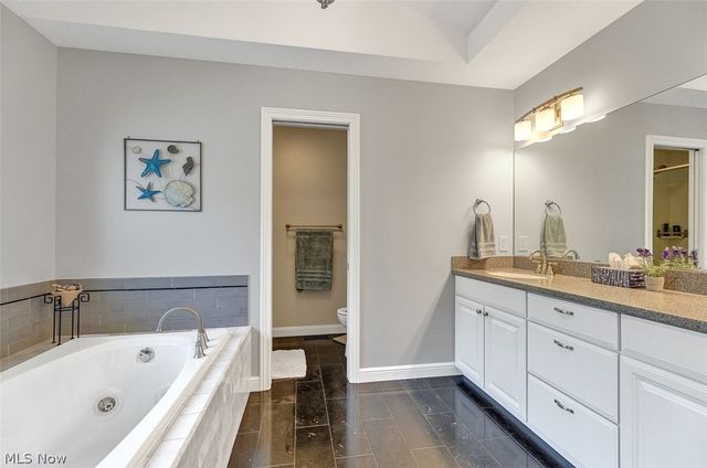 7937 Pinehurst Drive, Kirtland, OH 44094