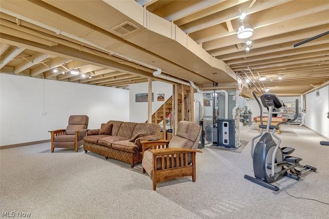 7937 Pinehurst Drive, Kirtland, OH 44094