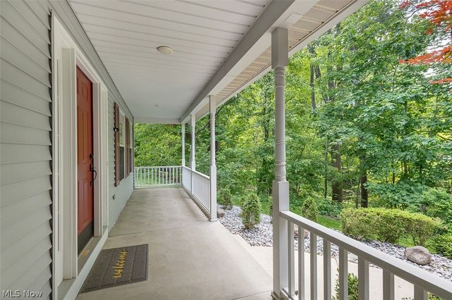 7937 Pinehurst Drive, Kirtland, OH 44094