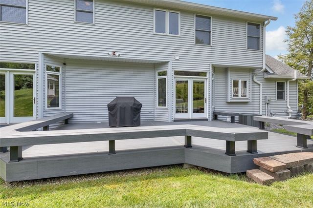 7937 Pinehurst Drive, Kirtland, OH 44094