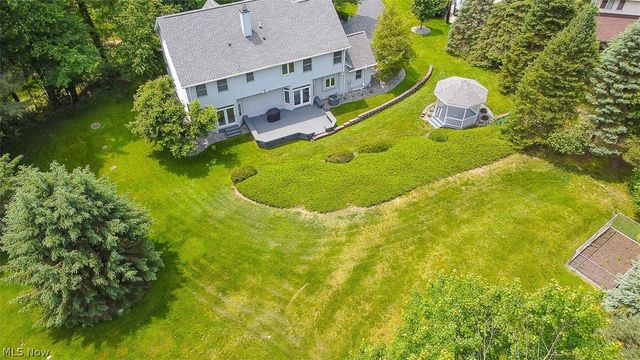 7937 Pinehurst Drive, Kirtland, OH 44094