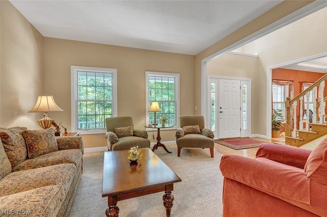 7937 Pinehurst Drive, Kirtland, OH 44094