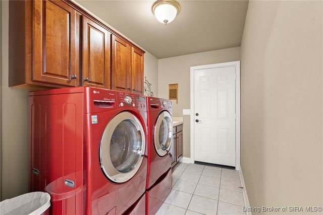 12216 Greenbriar Boulevard, Sellersburg, IN 47172