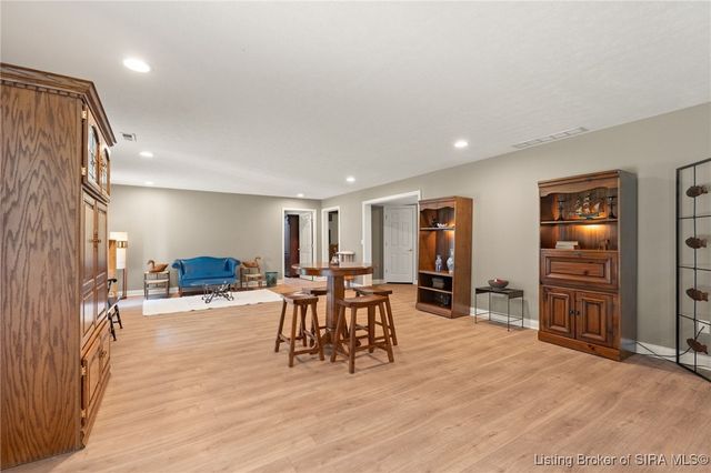 12216 Greenbriar Boulevard, Sellersburg, IN 47172