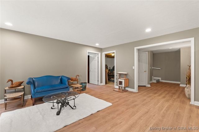 12216 Greenbriar Boulevard, Sellersburg, IN 47172