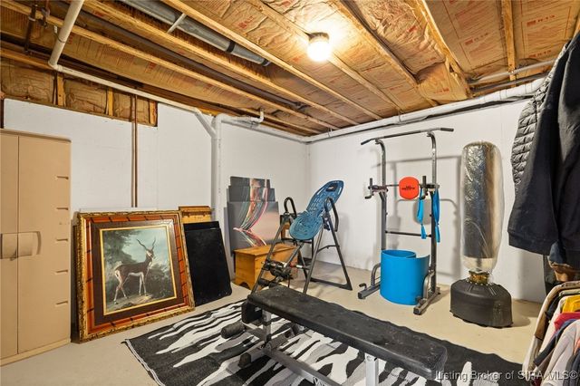 12216 Greenbriar Boulevard, Sellersburg, IN 47172