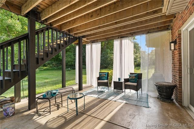 12216 Greenbriar Boulevard, Sellersburg, IN 47172