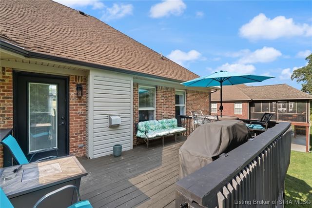 12216 Greenbriar Boulevard, Sellersburg, IN 47172