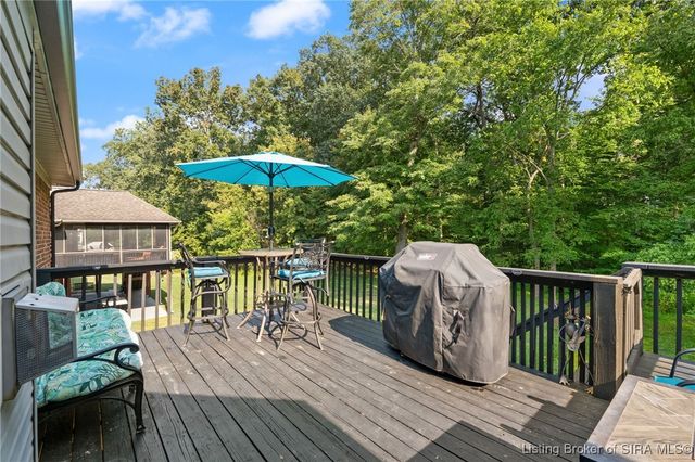 12216 Greenbriar Boulevard, Sellersburg, IN 47172