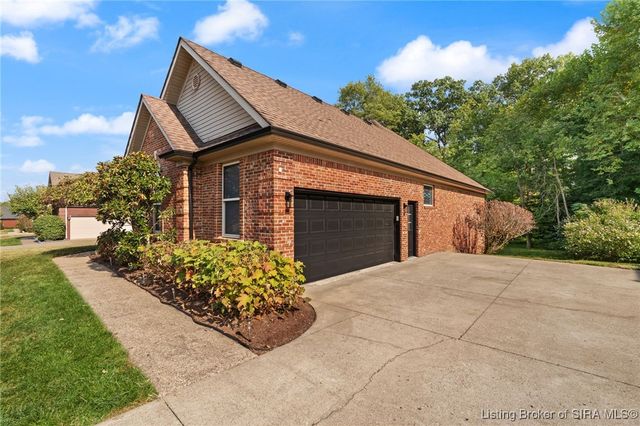 12216 Greenbriar Boulevard, Sellersburg, IN 47172