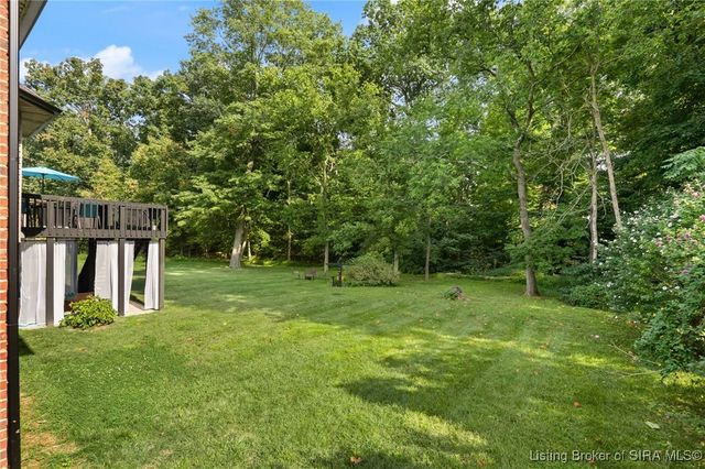 12216 Greenbriar Boulevard, Sellersburg, IN 47172