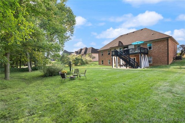 12216 Greenbriar Boulevard, Sellersburg, IN 47172