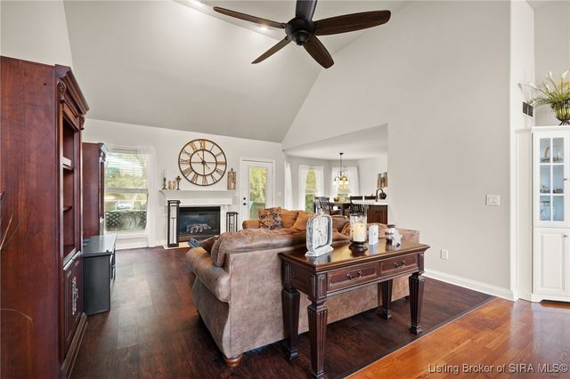 12216 Greenbriar Boulevard, Sellersburg, IN 47172