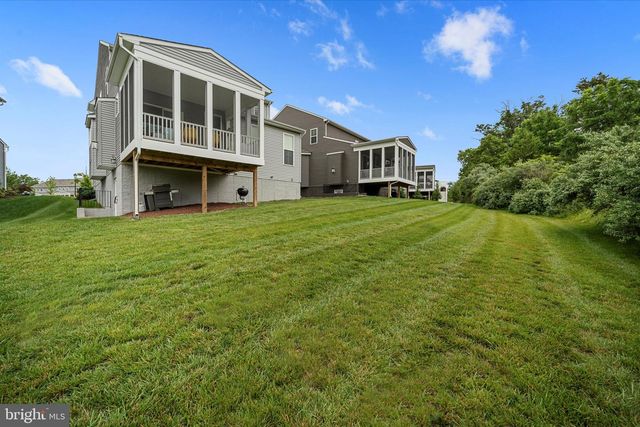 43441 BETTYS FARM DR, Chantilly, VA 20152