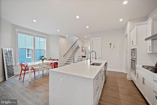 43441 BETTYS FARM DR, Chantilly, VA 20152