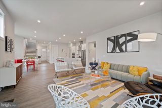 43441 BETTYS FARM DR, Chantilly, VA 20152