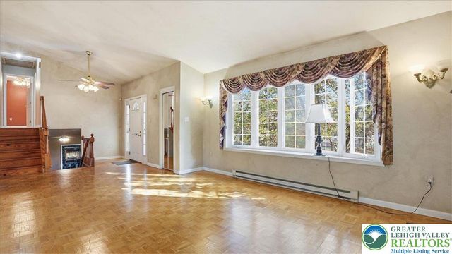 349 Bumble Bee Pass, Paradise Twp, PA 18326