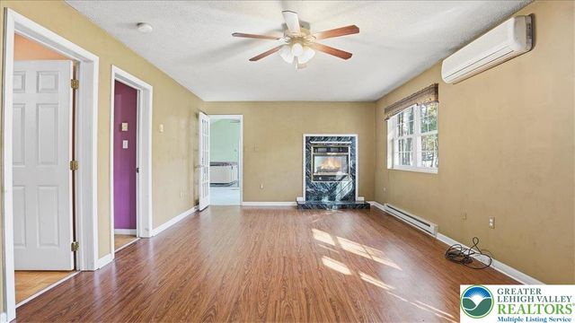 349 Bumble Bee Pass, Paradise Twp, PA 18326