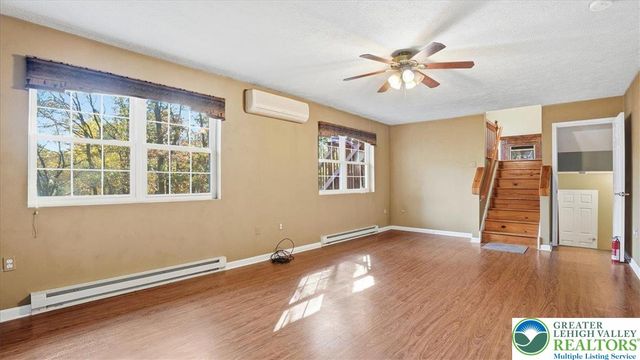 349 Bumble Bee Pass, Paradise Twp, PA 18326