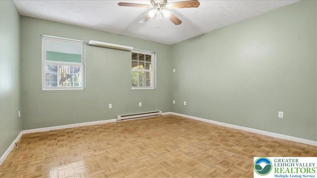 349 Bumble Bee Pass, Paradise Twp, PA 18326