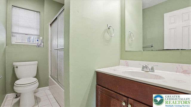 349 Bumble Bee Pass, Paradise Twp, PA 18326