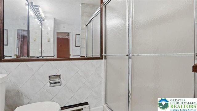 349 Bumble Bee Pass, Paradise Twp, PA 18326