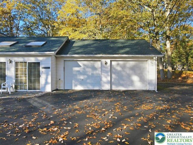 349 Bumble Bee Pass, Paradise Twp, PA 18326