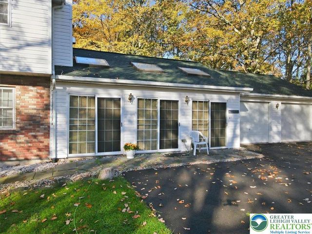 349 Bumble Bee Pass, Paradise Twp, PA 18326