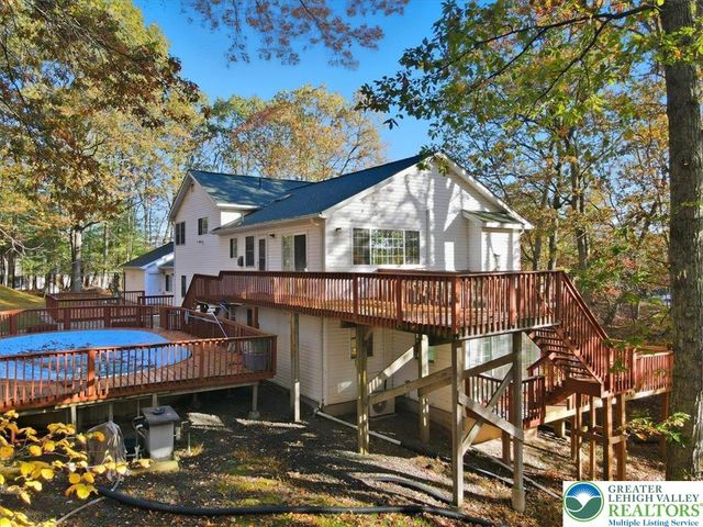 349 Bumble Bee Pass, Paradise Twp, PA 18326