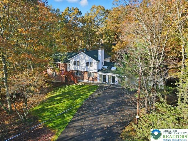 349 Bumble Bee Pass, Paradise Twp, PA 18326