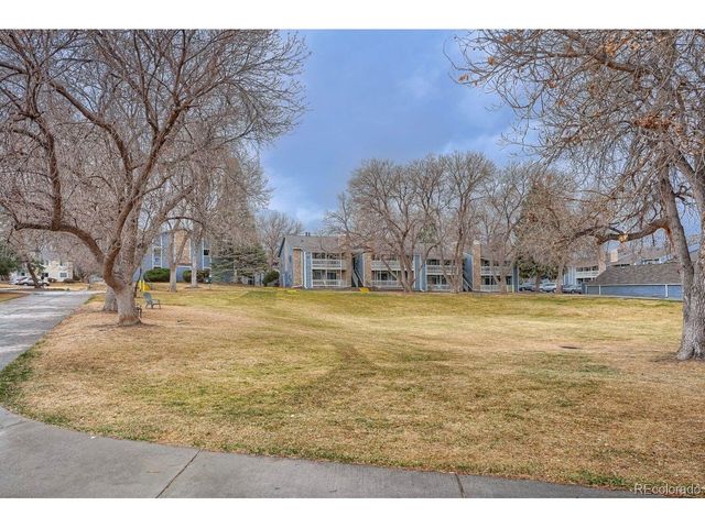 8335 Fairmount Dr 2-204, Denver, CO 80247