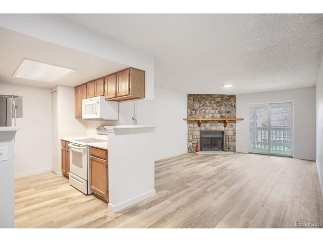 8335 Fairmount Dr 2-204, Denver, CO 80247
