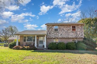 4836 Leesa Ann Ln, Hermitage, TN 37076