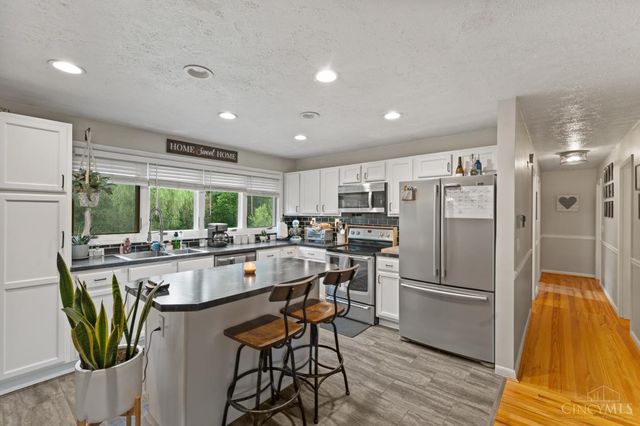 9495 Eastbrook Drive, West Chester, OH 45069