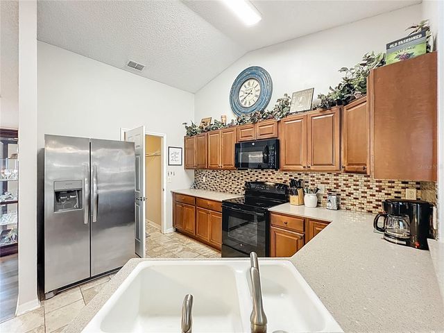 3850 PLANTATION BOULEVARD, Leesburg, FL 34748