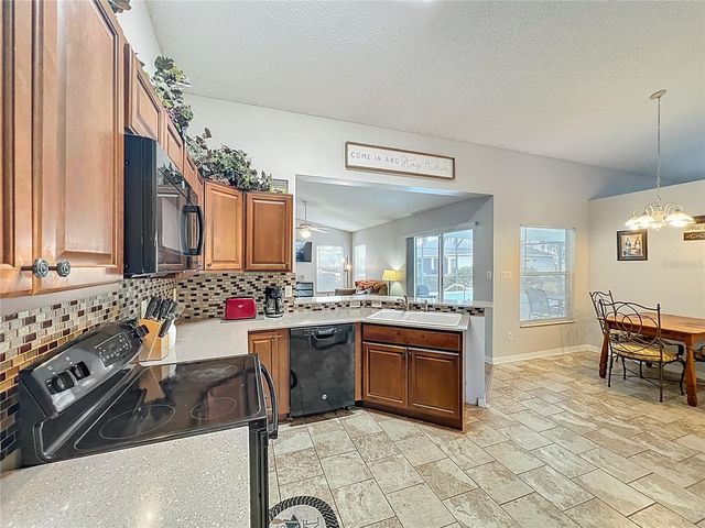 3850 PLANTATION BOULEVARD, Leesburg, FL 34748