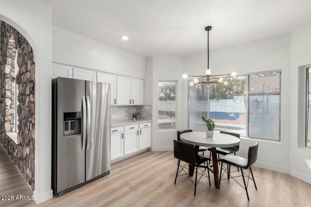 725 W PALO VERDE Street, Gilbert, AZ 85233